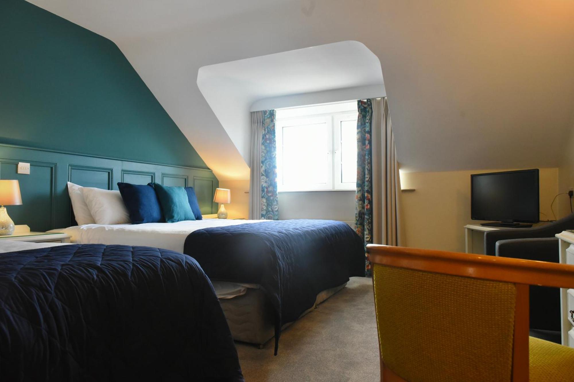 The Lough & Quay Accommodation Town Centre Warrenpoint Exterior photo